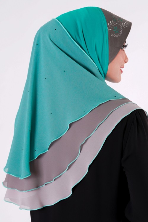 3 Layer Hijab JADE GREEN 01032  - Hard Visor